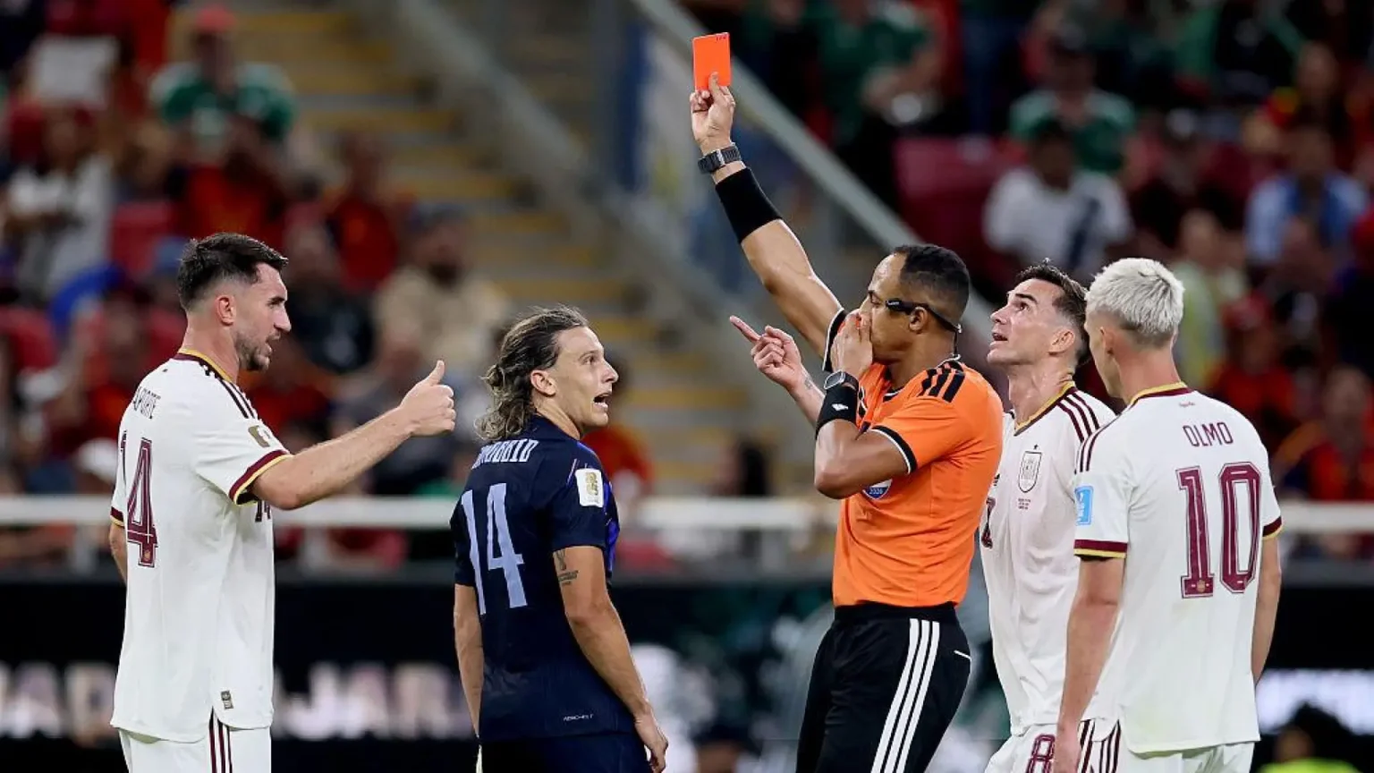 Ismail Elfath dirigirá la semifinal entre Argentina e Inglaterra en el Mundial 2026