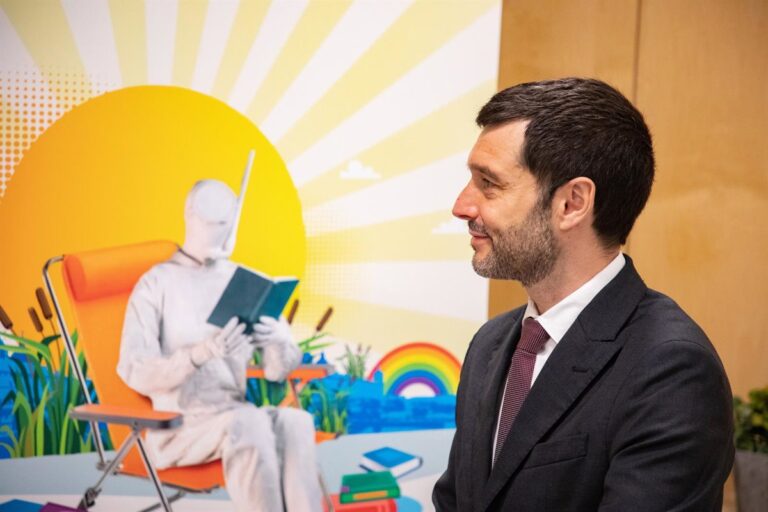 Análisis editorial: Insuficiencia de datos impide redacción responsable sobre declaraciones de Bustinduy Análisis editorial: Insuficiencia de datos impide redacción responsable sobre declaraciones de Bustinduy