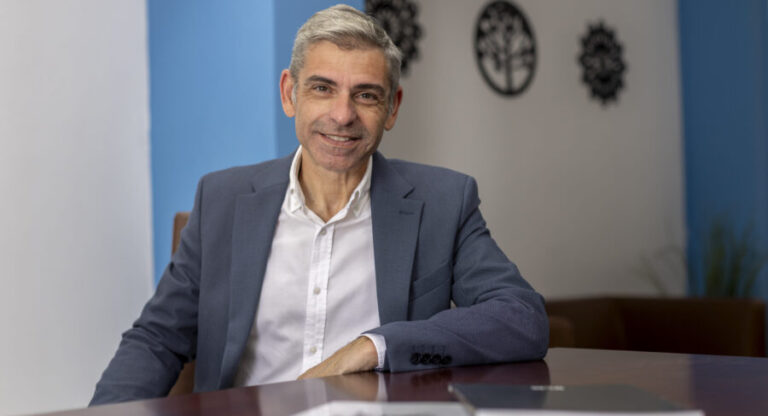 Empresa canaria de IA para pymes alcanza valuación de 200 millones de dólares tras ronda Serie A