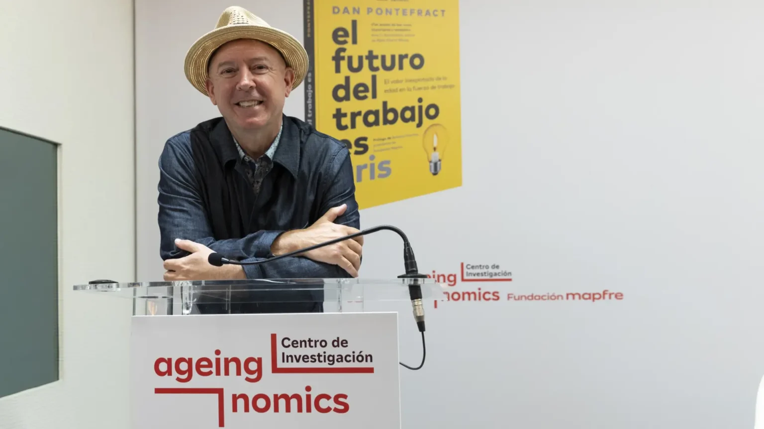 Experto advierte que la población no está preparada económicamente para vivir 100 años