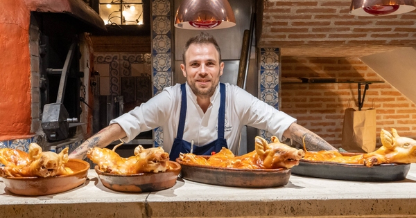 El Pedrusco de Aldealcorvo recibe premio como mejor casa de comidas de Madrid El Pedrusco de Aldealcorvo recibe premio como mejor casa de comidas de Madrid