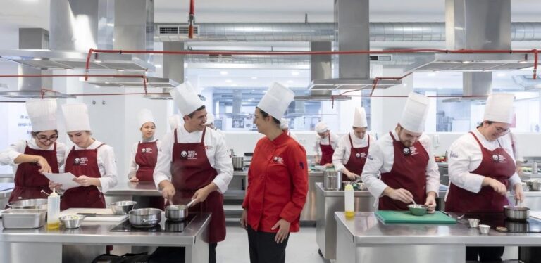 Cámara Valencia explora crear una escuela internacional de alta cocina mediterránea con participación de chefs reconocidos