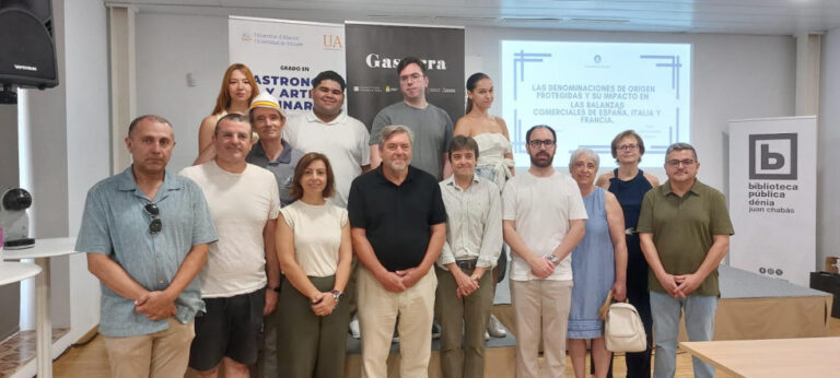 Estudiantes de Gastronomía de la Universidad de Alicante defienden trabajos sobre sostenibilidad e impacto social en Dénia