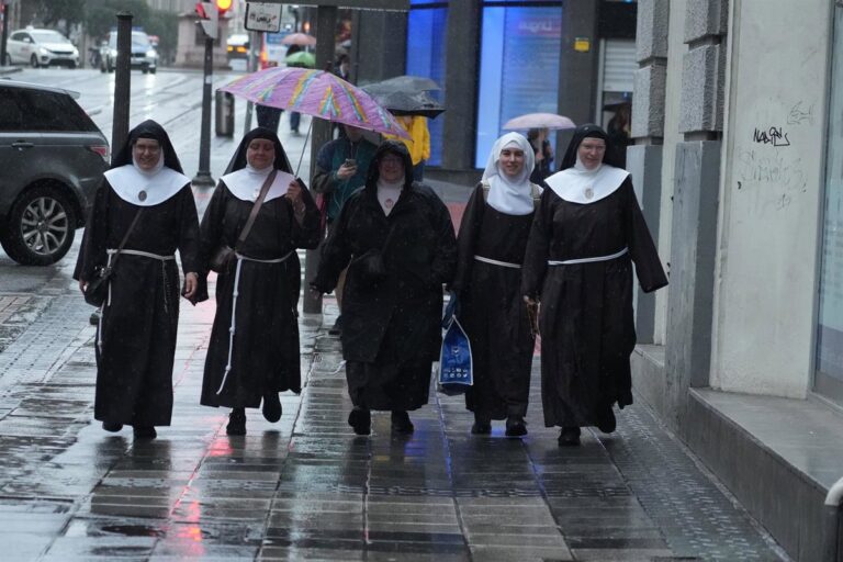 Fiscalía pide 12 años de prisión para siete exmonjas de Belorado por maltrato y abandono de religiosas mayores