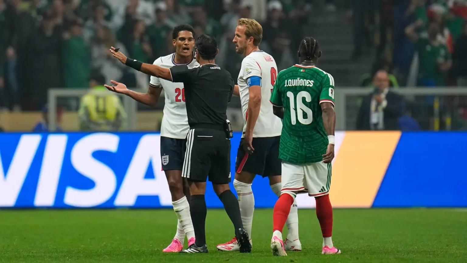 FIFA sanciona a Jarell Quansah con dos partidos y se perderá cuartos de final ante Noruega