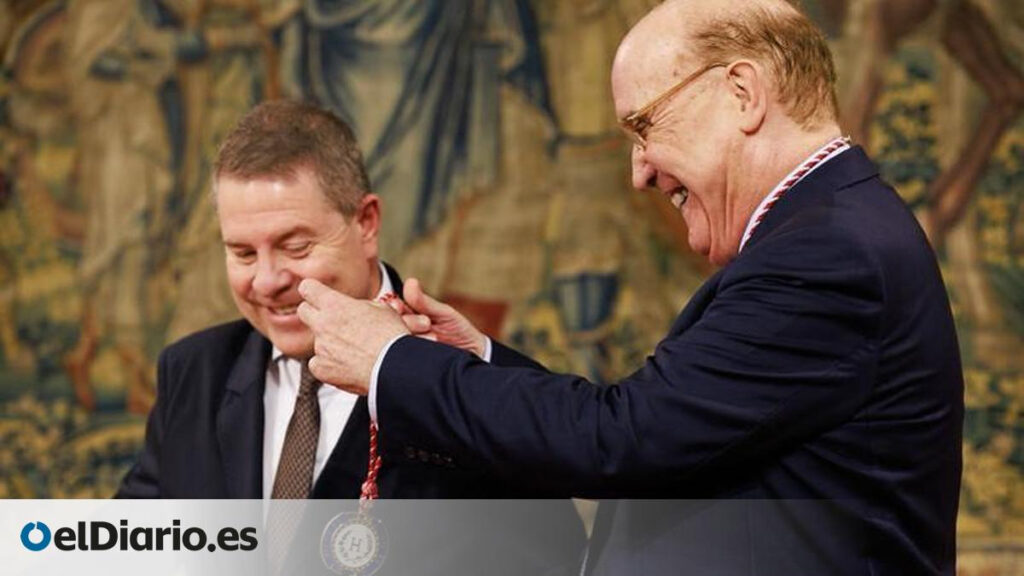Emiliano García-Page recibe nombramiento como académico de honor de la Academia de Gastronomía de Castilla-La Mancha Emiliano García-Page recibe nombramiento como académico de honor de la Academia de Gastronomía de Castilla-La Mancha