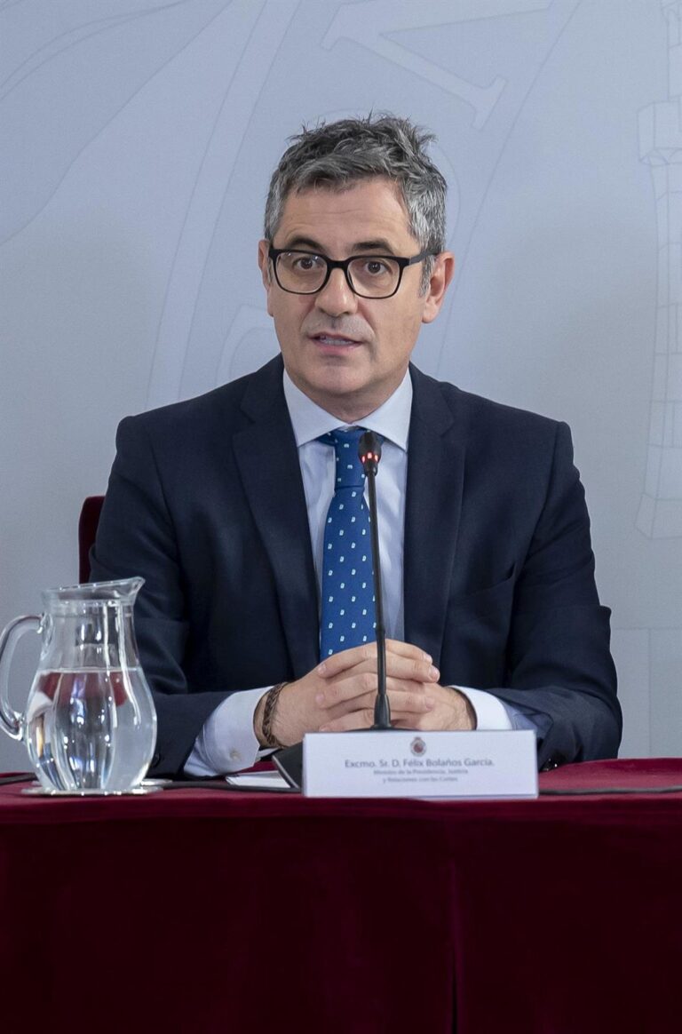 Gobierno español reafirma su intención de completar la legislatura pese a incertidumbre por senda de estabilidad