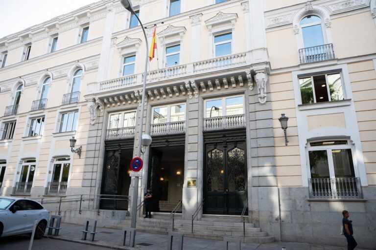 Imposible redactar: artículo sobre CGPJ español carece de información suficiente Imposible redactar: artículo sobre CGPJ español carece de información suficiente