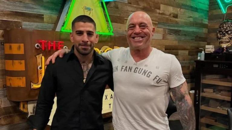 Joe Rogan revela detalles del ataque de Topuria al hígado de Gaethje tras revisar el combate