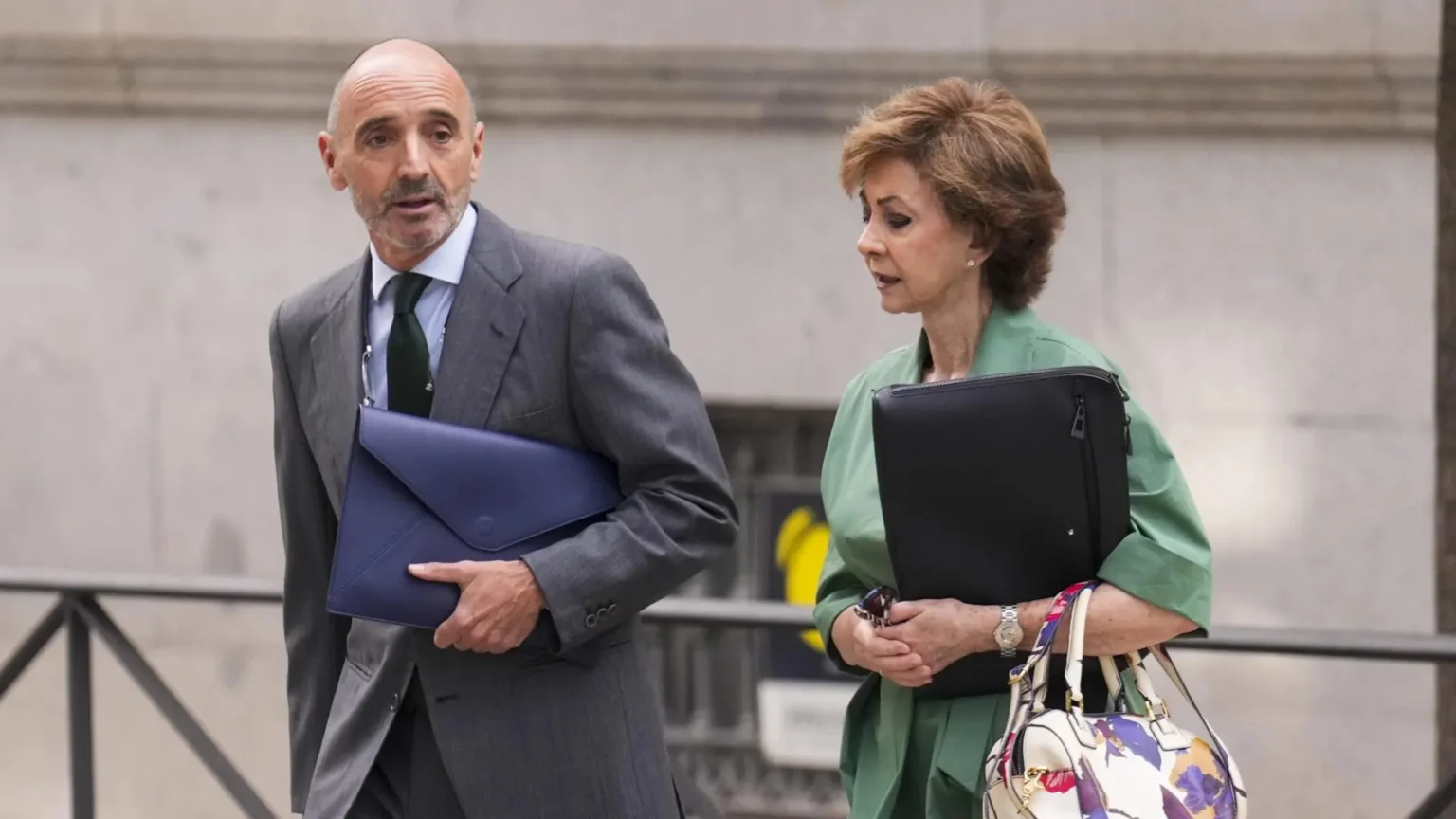 Socio de Zapatero confirma mediación con el Gobierno por rescate de Plus Ultra y pagos ficticios a sus hijas