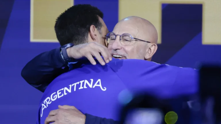 Luis de la Fuente recuerda la vez que Messi le anotó cuatro goles en un partido de Copa Luis de la Fuente recuerda la vez que Messi le anotó cuatro goles en un partido de Copa