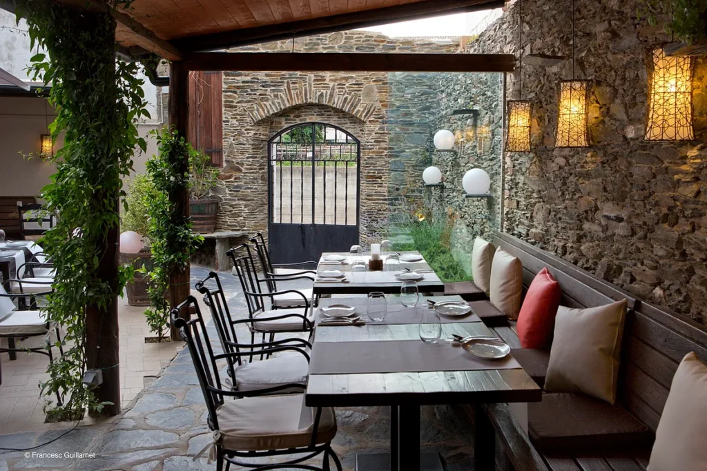 Chefs con estrella Michelin abren espacios informales para comer al aire libre este verano Chefs con estrella Michelin abren espacios informales para comer al aire libre este verano