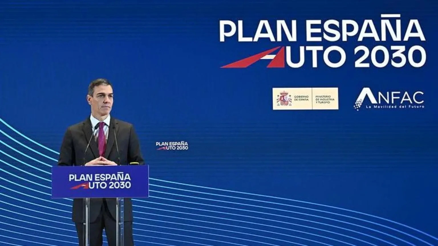 Gobierno español aprueba Plan Auto+ con ayudas de hasta 4,500 euros para vehículos eléctricos