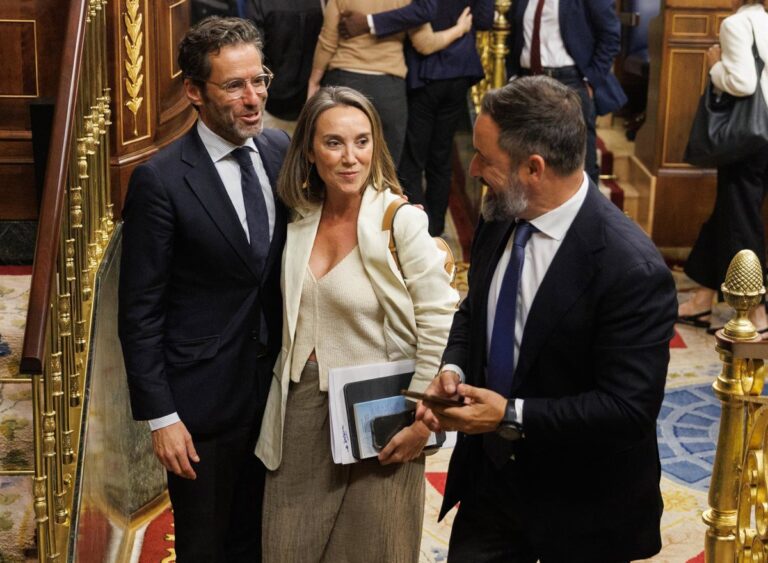 PP defiende pacto en Andalucía por estabilidad mientras su prioridad nacional es sacar a Sánchez de Moncloa