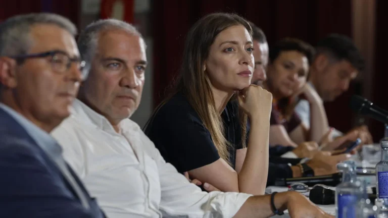 PP abre ofensiva en el Congreso por regularización de migrantes y exige datos por provincias PP abre ofensiva en el Congreso por regularización de migrantes y exige datos por provincias