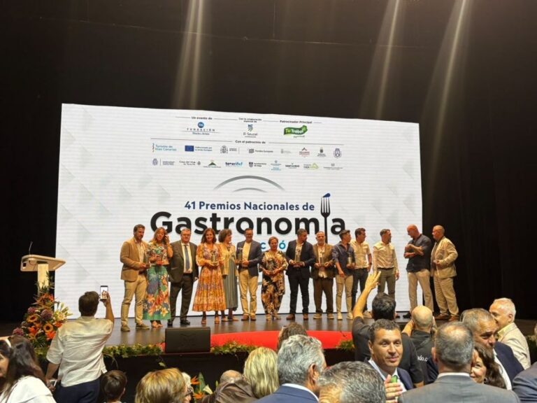 DIARIO DE AVISOS entrega la 41 edición de los Premios Nacionales de Gastronomía en El Sauzal DIARIO DE AVISOS entrega la 41 edición de los Premios Nacionales de Gastronomía en El Sauzal