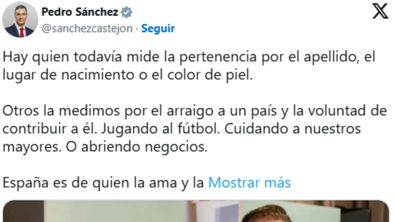 Pedro Sánchez responde a Mariano Rajoy por declaraciones xenófobas sobre la selección francesa Pedro Sánchez responde a Mariano Rajoy por declaraciones xenófobas sobre la selección francesa