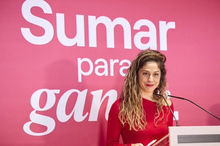Sumar cesa a su excoordinadora Lara Hernández como asesora en el Congreso de los Diputados