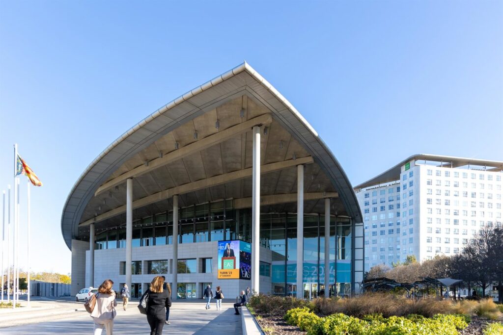 València implementa tecnología inteligente en el parking del Palacio de Congresos