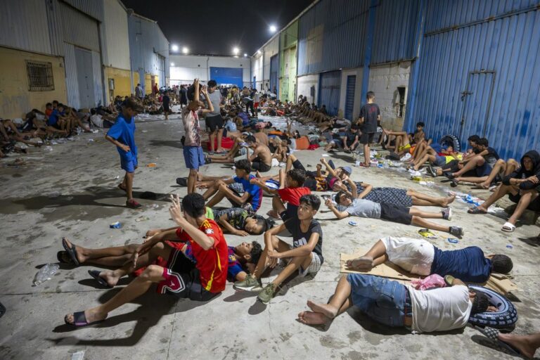 Asociaciones policiales califican de insuficientes los refuerzos en Ceuta y denuncian descontrol