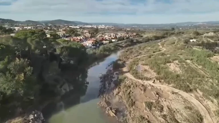 La Guardia Civil de España utiliza 620 drones para vigilar incendios forestales y operaciones de rescate