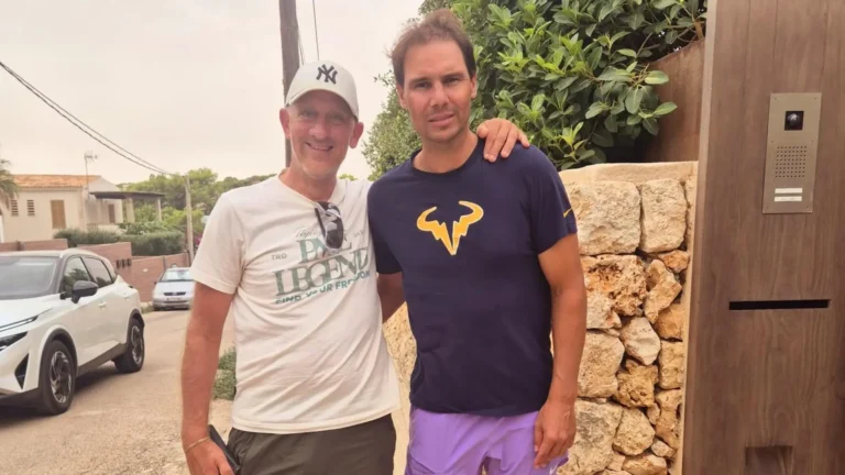 Familia neerlandesa visita la casa de Rafa Nadal en Manacor y desata críticas en redes sociales por invasión de privacidad