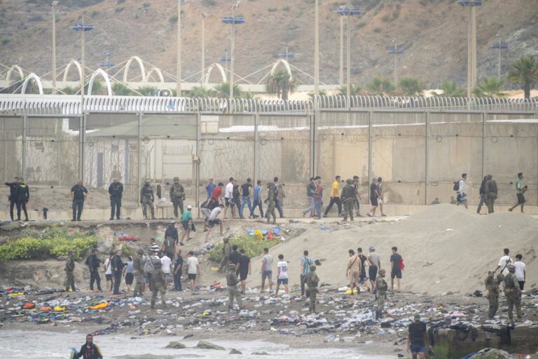 Asociaciones de jueces y fiscales reclaman política migratoria integral tras crisis en Ceuta