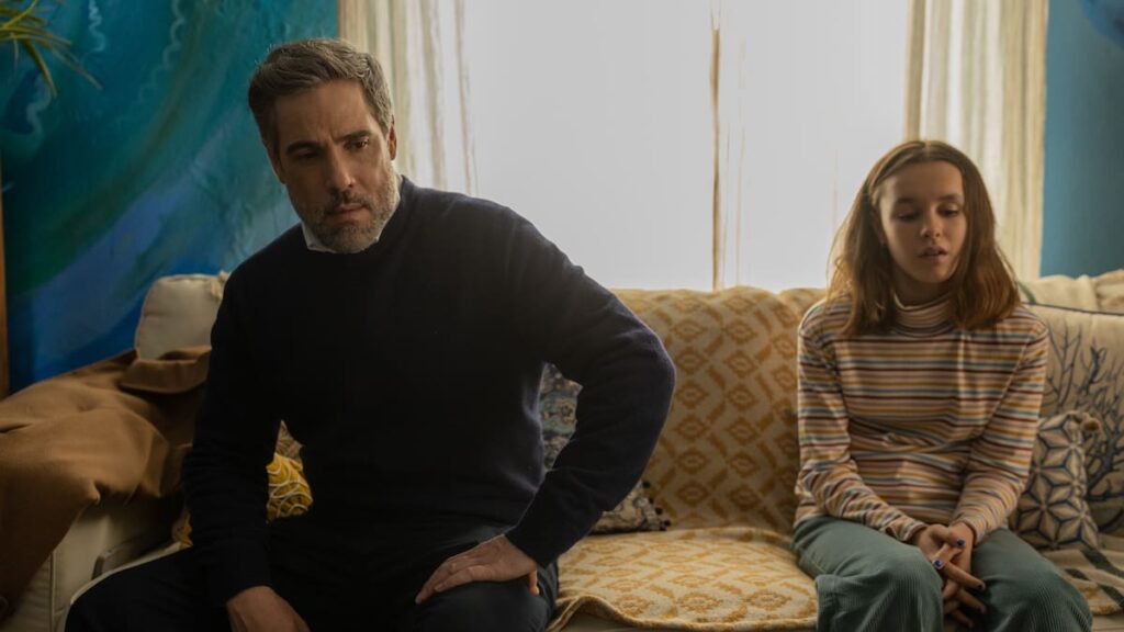 La ventana abierta: el thriller español que critica las relaciones por internet y gana premios