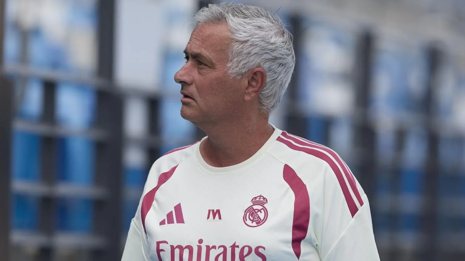 Mourinho pide a sus jugadores estar dispuestos a morir por el Real Madrid previo al debut liguero