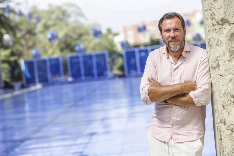 Óscar Puente deja abierta la posibilidad de presentarse tras situar el relevo de Sánchez al final de la próxima legislatura
