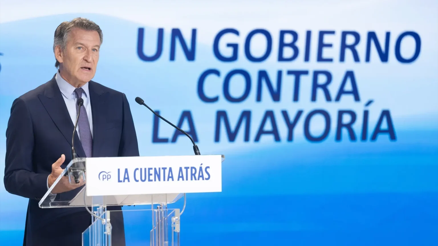 PP enfoca su estrategia electoral en captar votantes de centro frustrados con el gobierno de Sánchez PP enfoca su estrategia electoral en captar votantes de centro frustrados con el gobierno de Sánchez