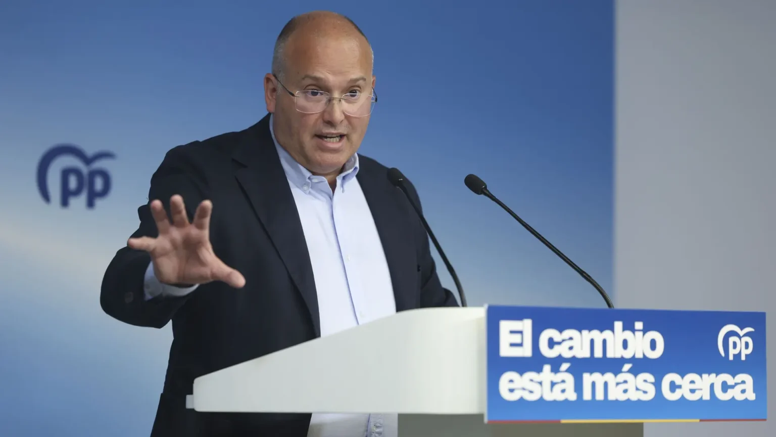 PP califica entrada masiva en Ceuta como crisis de seguridad nacional y exige cese de dos ministros PP califica entrada masiva en Ceuta como crisis de seguridad nacional y exige cese de dos ministros