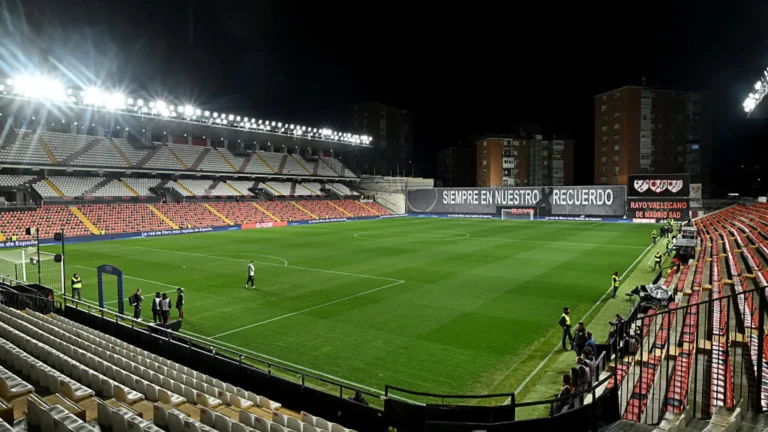 Comunidad de Madrid presenta denuncia contra el Rayo Vallecano por bloquear obras en el Estadio de Vallecas