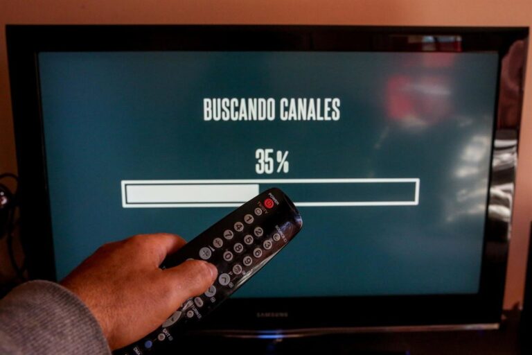 España aprueba redistribución de canales de la TDT para emisión en Ultra Alta Definición