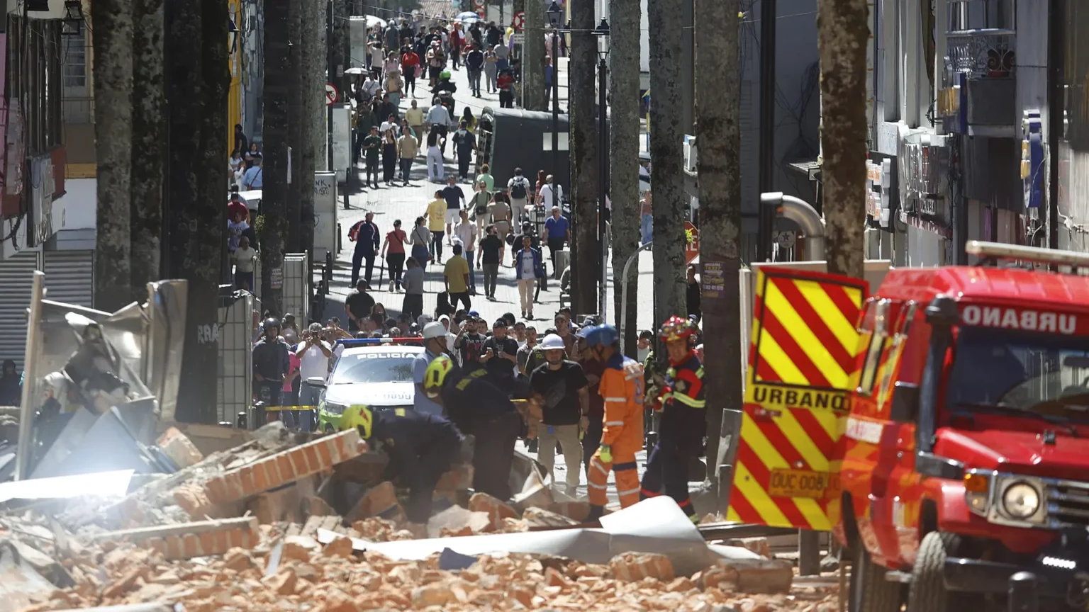 Terremoto de magnitud 7,4 en Colombia deja al menos 132 muertos y Manizales entre las ciudades más golpeadas