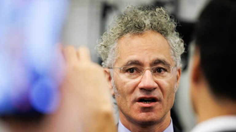 El director ejecutivo de Palantir invertirá en una empresa de tecnología militar dirigida por el ex ministro de Defensa de Ucrania