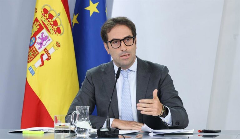 Gobierno español llama a la prudencia ante informe que señala a Marruecos por crisis en Ceuta