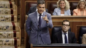 Sánchez responsabiliza a Vivas por la presencia de menores en las calles de Ceuta tras crisis migratoria
