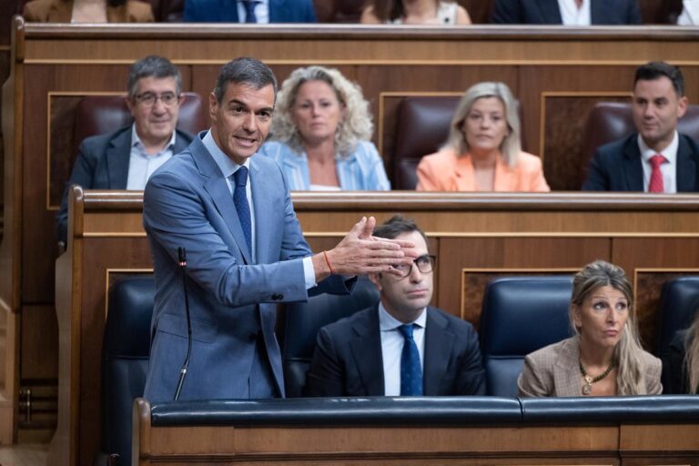 Sánchez atribuye a la administración de Ceuta la responsabilidad sobre menores en las calles
