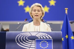 Von der Leyen afirma ante el Parlamento Europeo que la frontera de Ceuta es la frontera de Europa